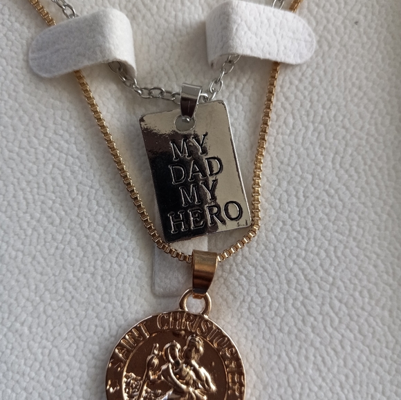 Curvy and FABulous POSH Party today! - Picture 14 of 16